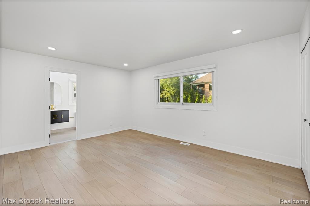 4800 Faircourt Drive, West Bloomfield, MI — Photo 30