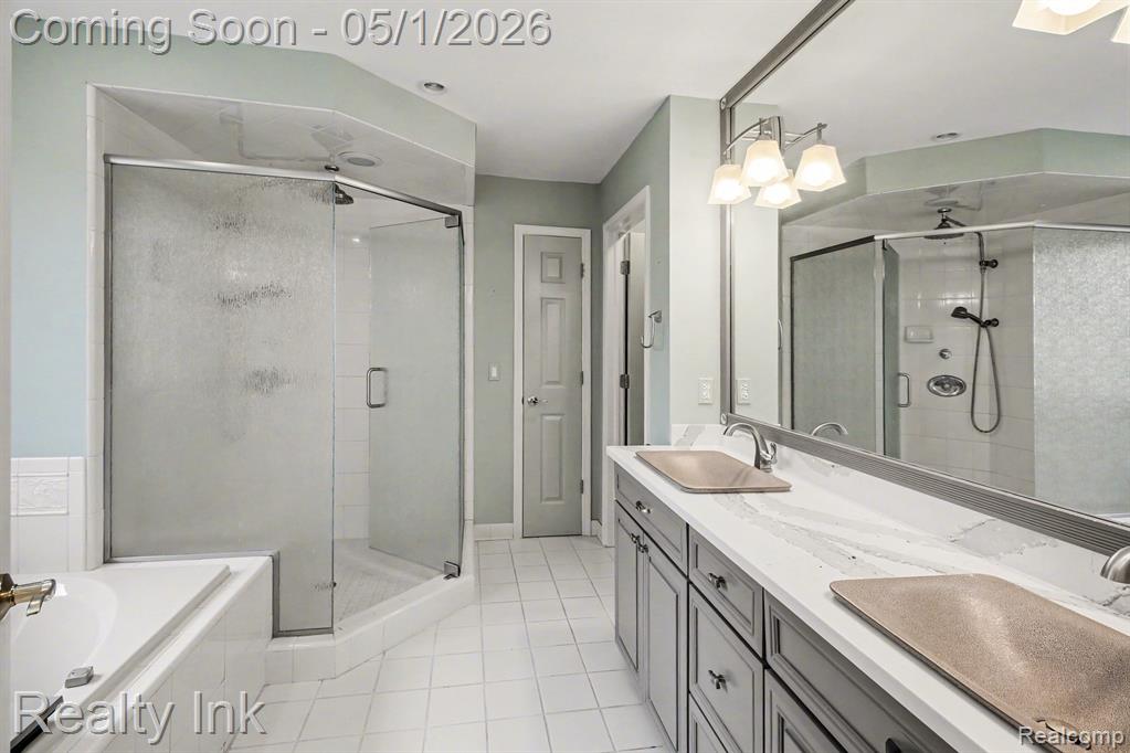 4927 Nature View Court, Howell, MI 48843 — Photo 13
