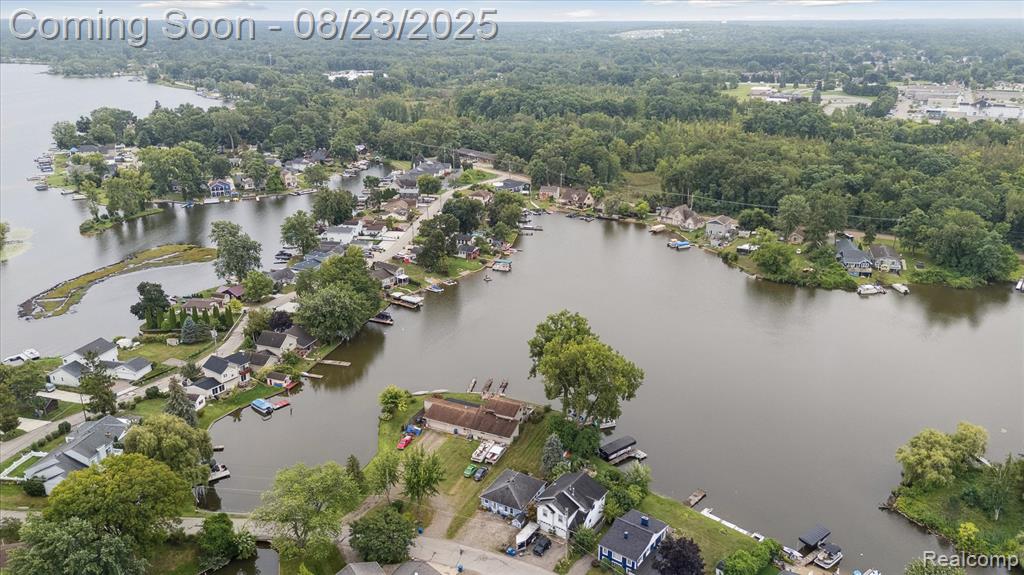 9037 Buckingham Street, White Lake, MI — Photo 31
