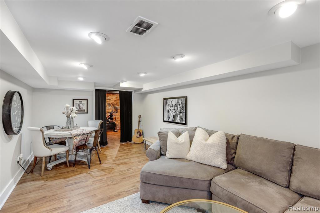 601 Pacific Street, Plymouth, MI 48170 — Photo 24