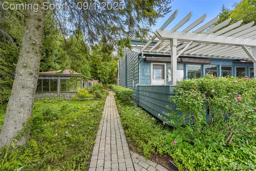 13288 E Circle Drive, Northport, MI 49670 — Photo 2