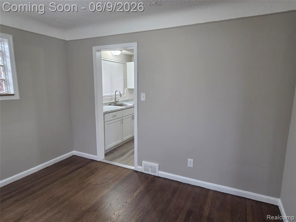 15039 Eastburn Street, Detroit, MI 48205 — Photo 4