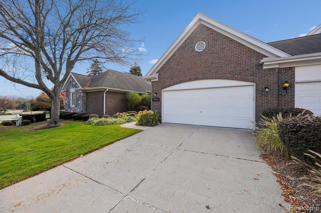 39435 Village Run Drive, Northville, MI 48168 — Photo 4
