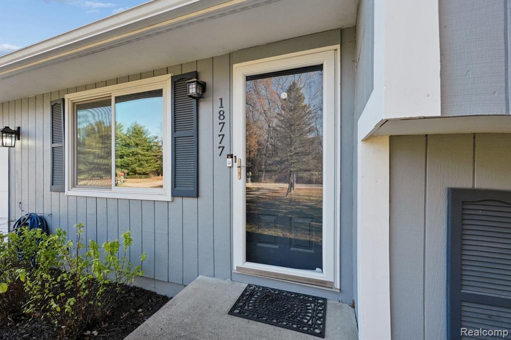 18777 Martinsville Road, Belleville, MI 48111 — Photo 5
