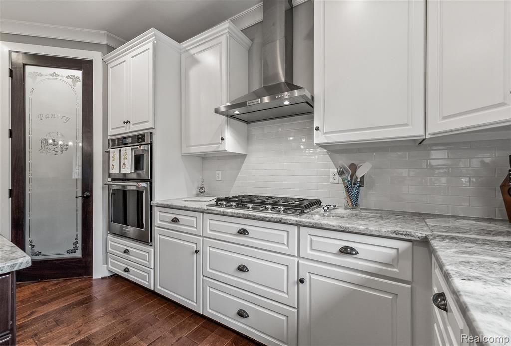 2094 Westridge Drive, Utica, MI 48316 — Photo 10