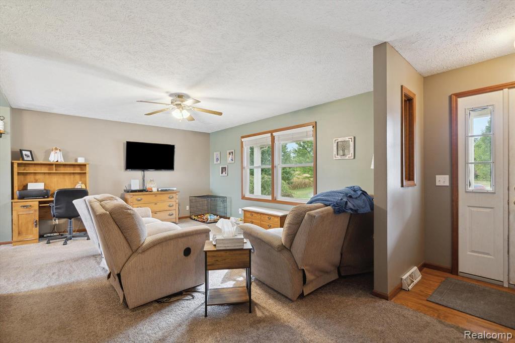 7743 MI STATE ROAD 52, Manchester, MI 48158 — Photo 5