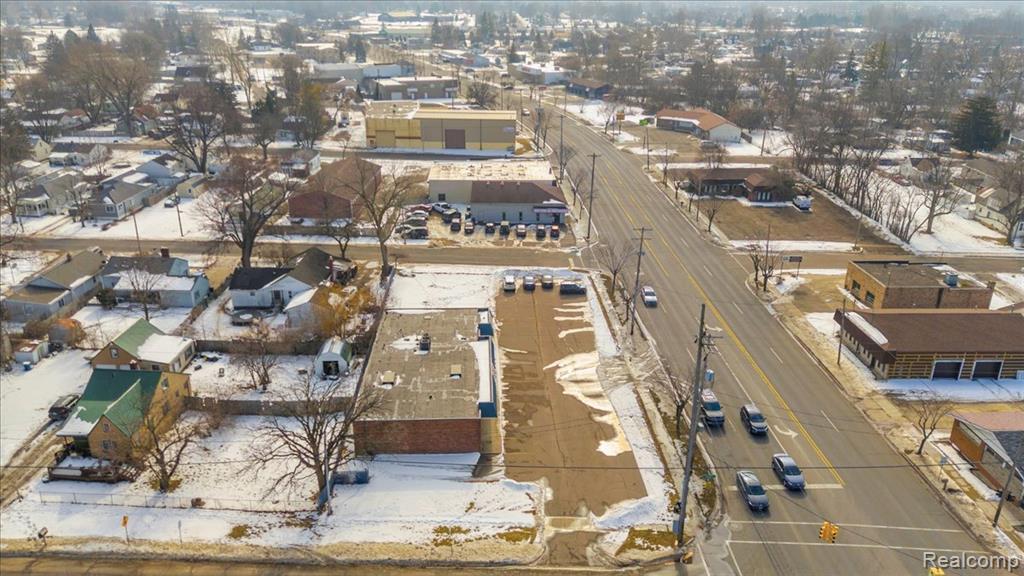 4277 S Saginaw Street, Burton, MI 48529 — Photo 28