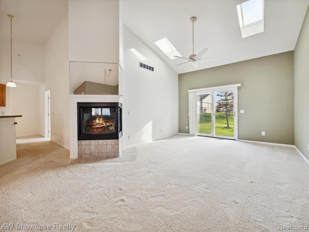 61011 EVERGREEN, South Lyon, MI 48178 — Photo 11