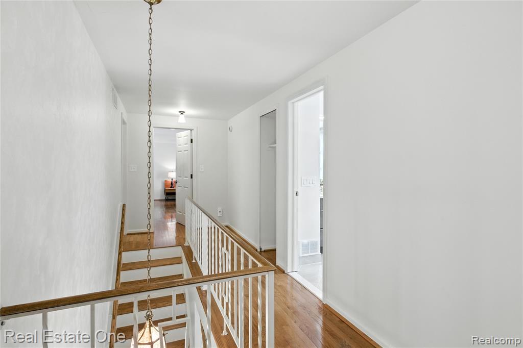 604 Longford Drive, Rochester Hills, MI 48309 — Photo 22