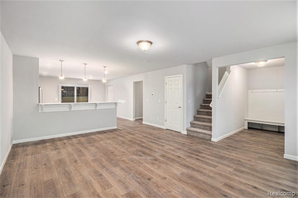 733 LONE OAK Way, Tecumseh, MI 49286 — Photo 3
