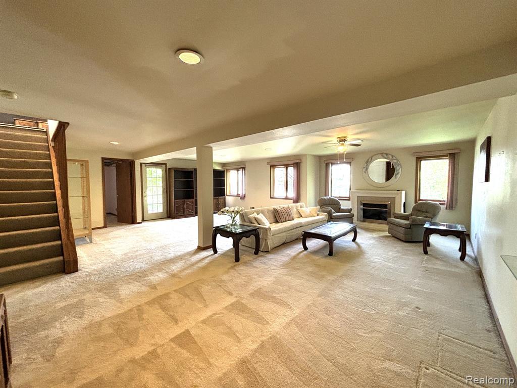 34060 HILLSIDE, Farmington Hills, MI 48335 — Photo 27
