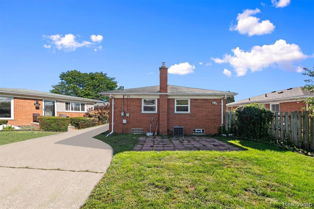 8873 Wormer, Redford, MI 48239 — Photo 19