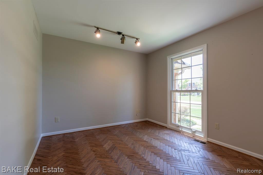 10000 Red Maple Drive, Plymouth, MI 48170 — Photo 28