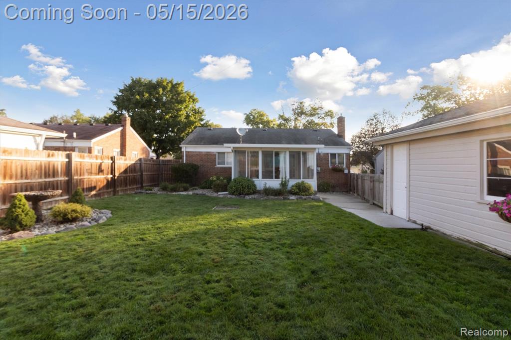 31775 Marblehead Road, Farmington, MI 48336 — Photo 17