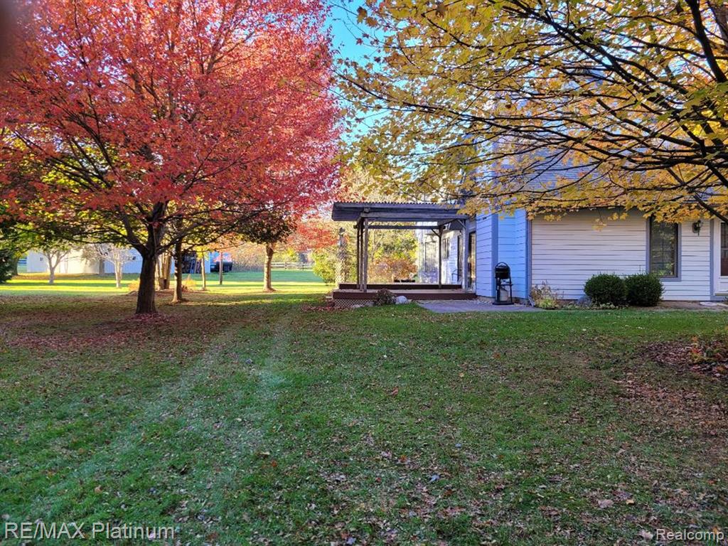 12902 Autumn Ridge Court, Milford, MI 48380 — Photo 64