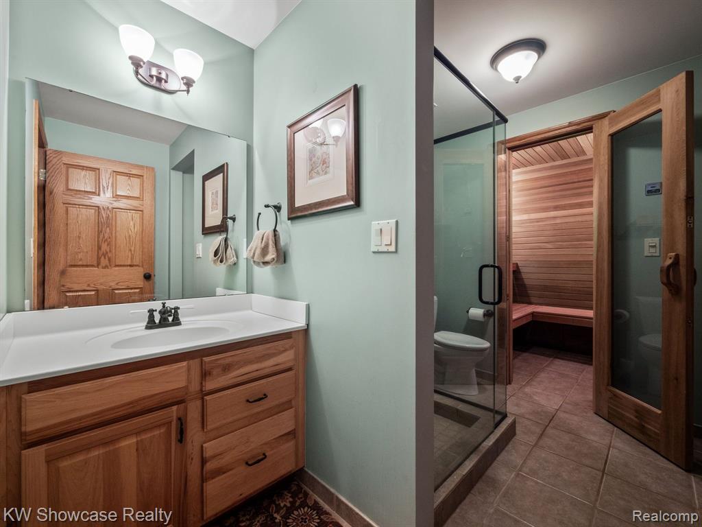 940 Dacea Court, White Lake, MI — Photo 38