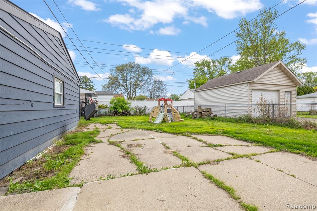 27517 Sheridan Street, Garden City, MI — Photo 19
