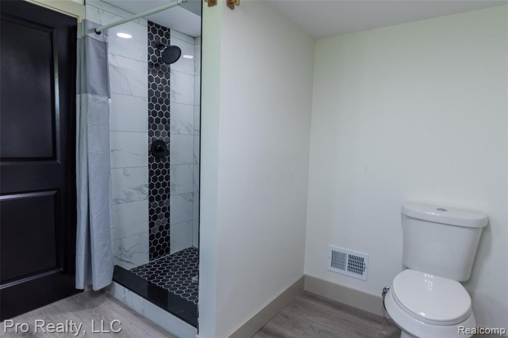 735 Withington Street, Ferndale, MI 48220 — Photo 33