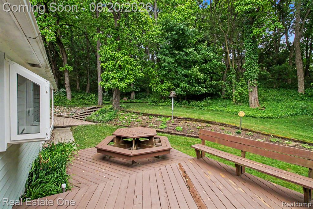 6440 Grand Circle Drive, Brighton, MI 48116 — Photo 23