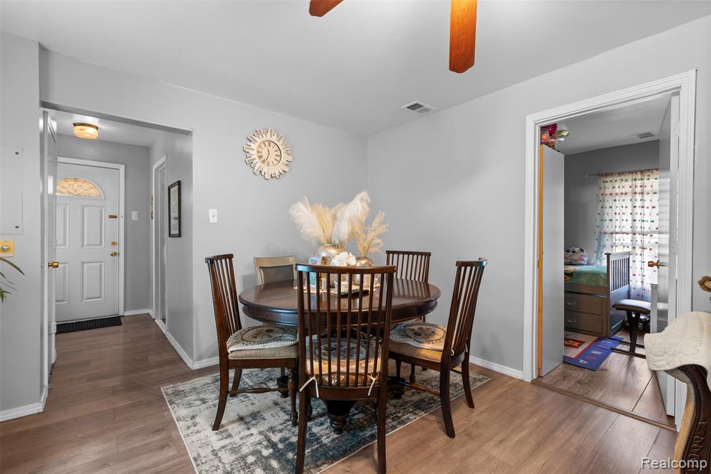 1325 E Lake Drive, Novi, MI 48377 — Photo 8