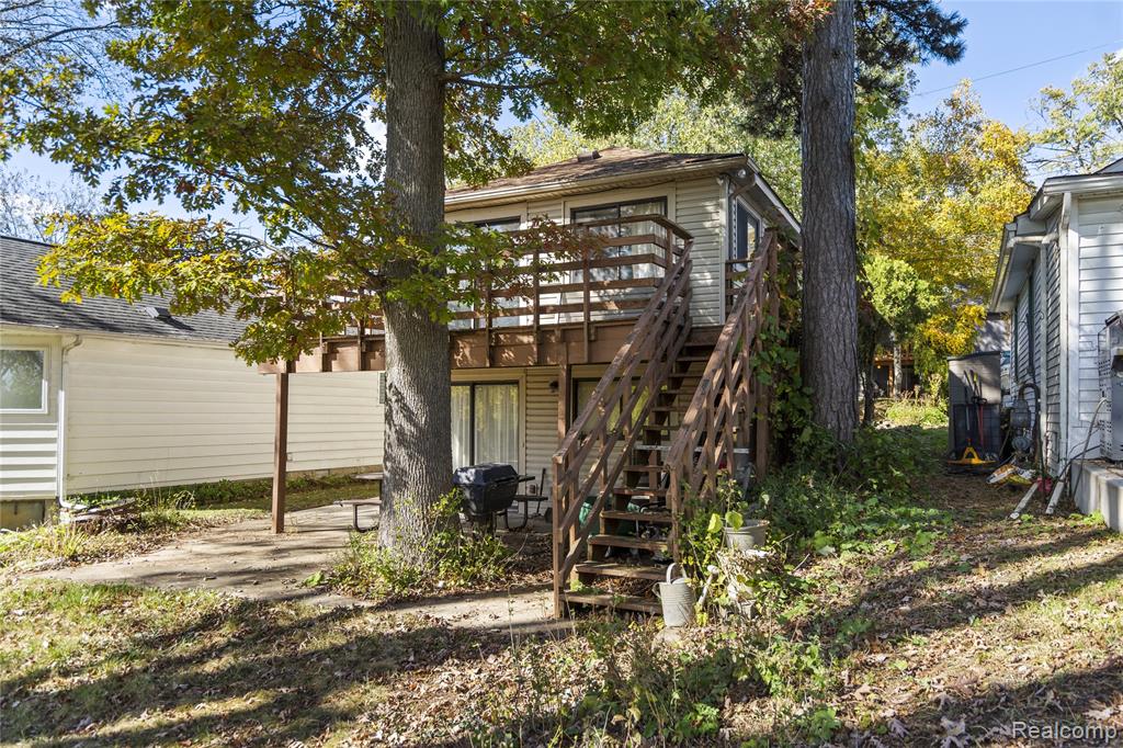 6675 Langtoft Street, West Bloomfield, MI 48324 — Photo 40