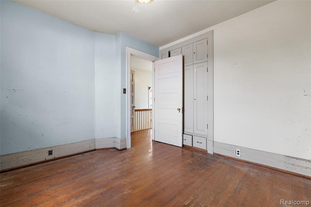 1444 Burns Street, Detroit, MI 48214 — Photo 31