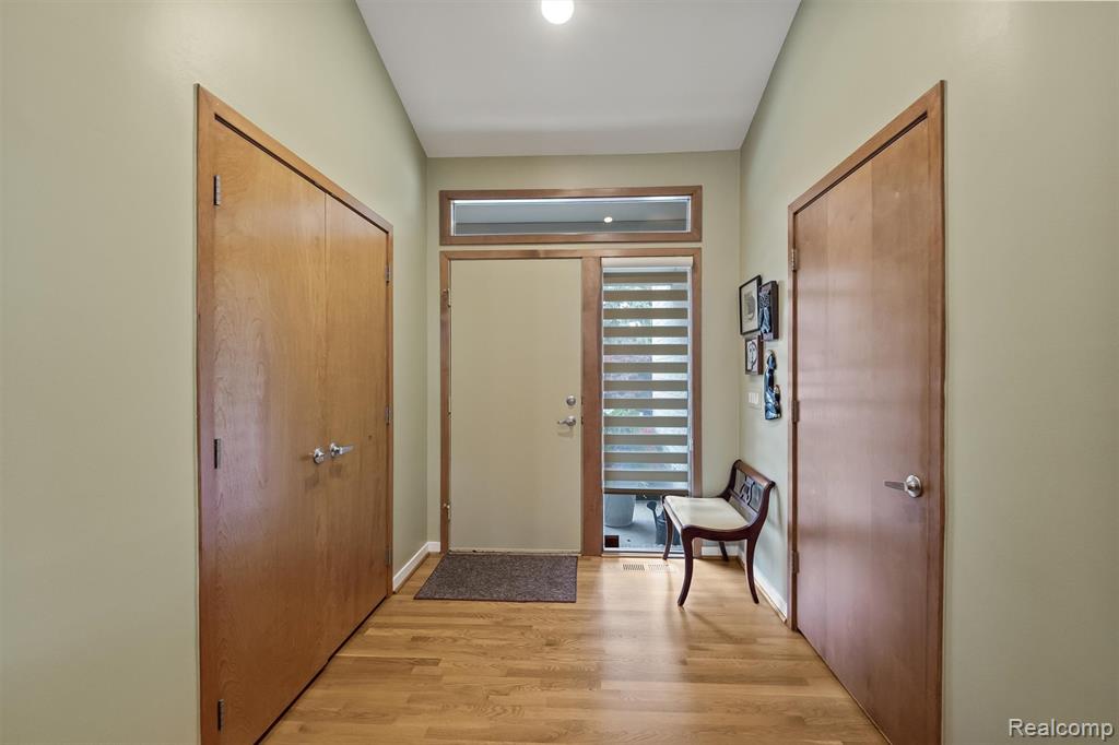 4771 Mada Court, West Bloomfield, MI — Photo 3