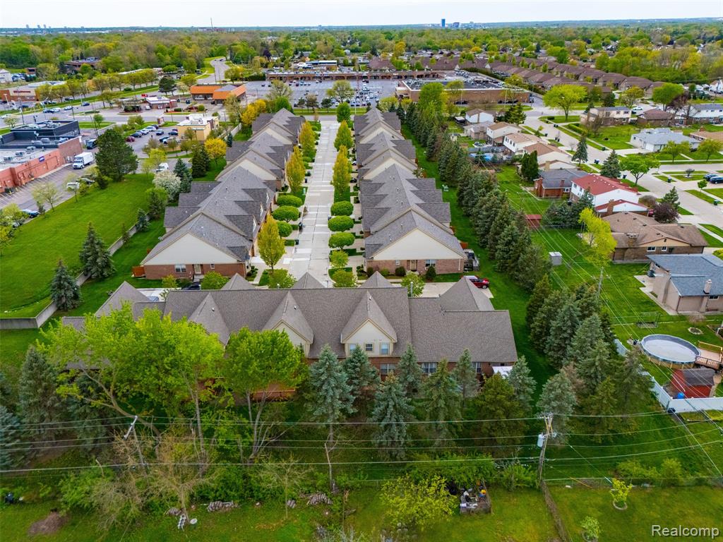 4212 April Lane, Sterling Heights, MI 48310 — Photo 55