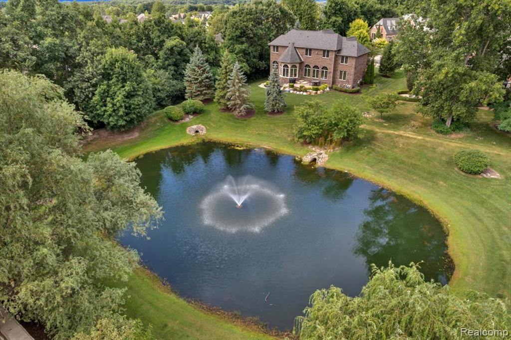 54159 DEER RIDGE Court, Rochester, MI 48307 — Photo 50