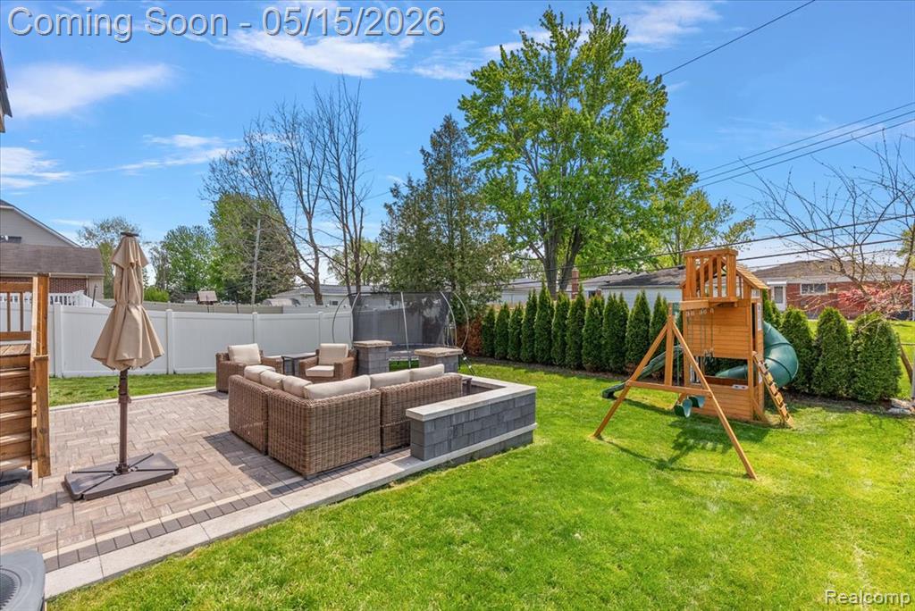 1594 Harvard Drive, Madison Heights, MI 48071 — Photo 8