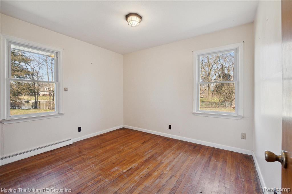 40320 ALDEN Road, Van Buren, MI 48111 — Photo 33