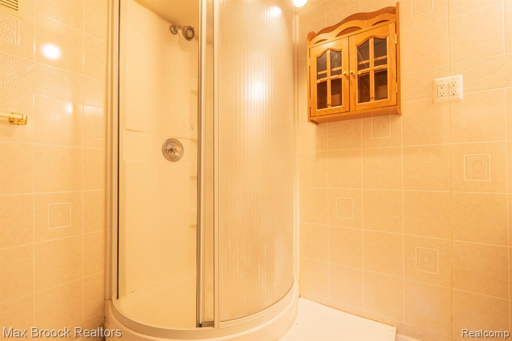 1125 SHIRLEY Drive, Ypsilanti, MI 48198 — Photo 20
