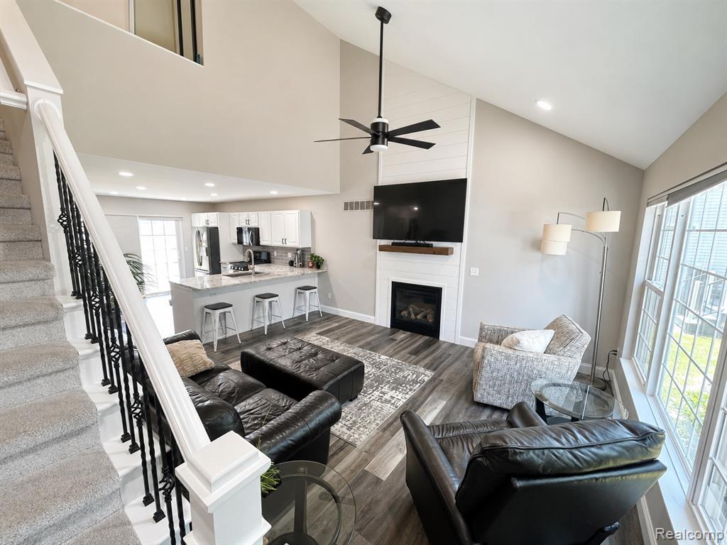 2015 Pauls Court, Marysville, MI 48040