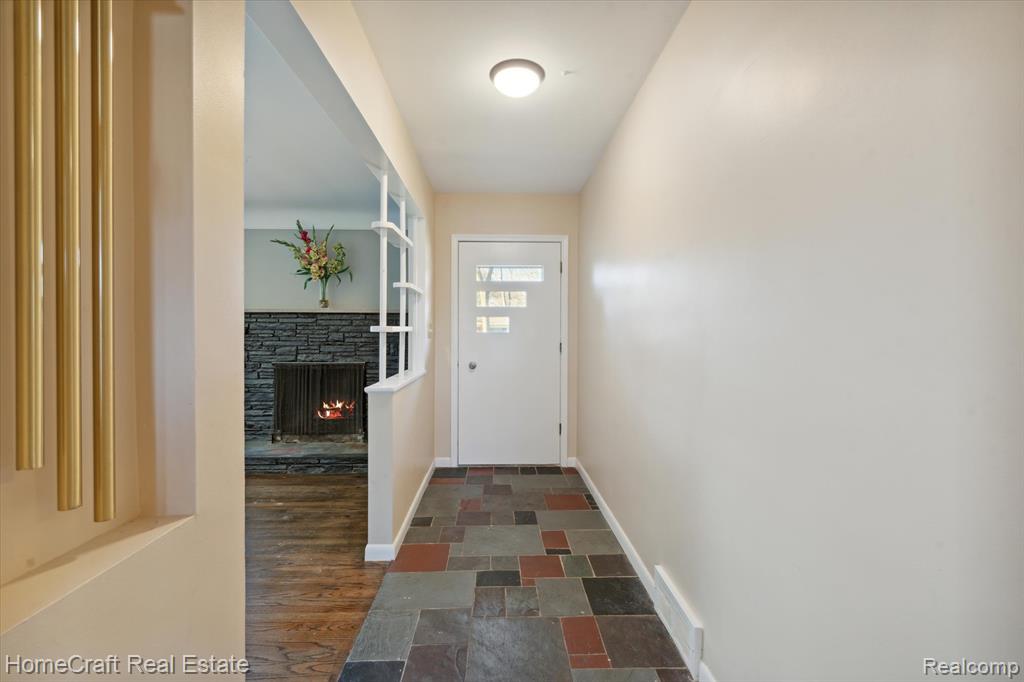 9624 ROCKLAND, Redford, MI 48239 — Photo 7