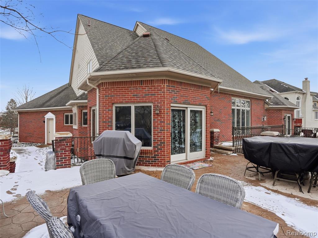 54465 Birchfield Drive E, Shelby Twp, MI 48316 — Photo 67