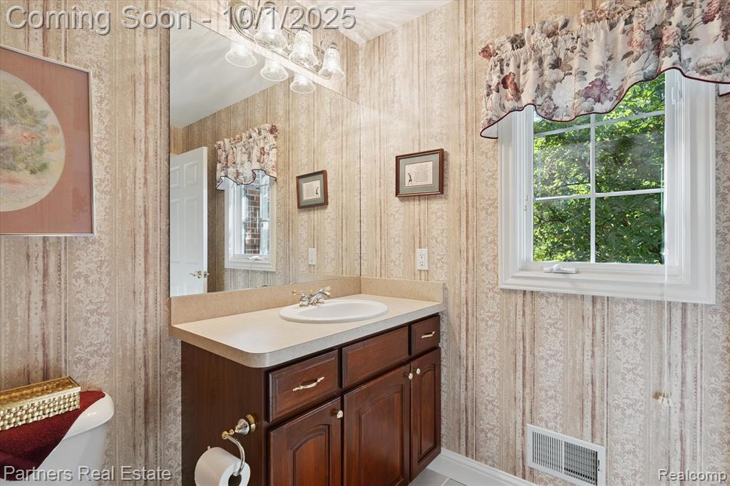 8044 Alta Vista Drive, Pinckney, MI 48169 — Photo 39