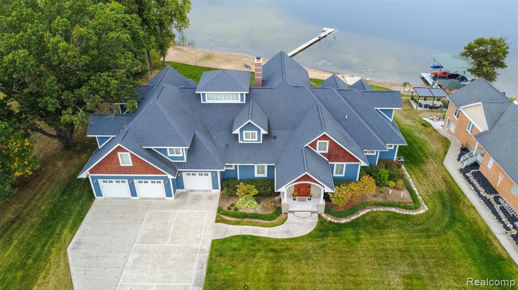 302 Tanview Drive, Oxford, MI, 48371