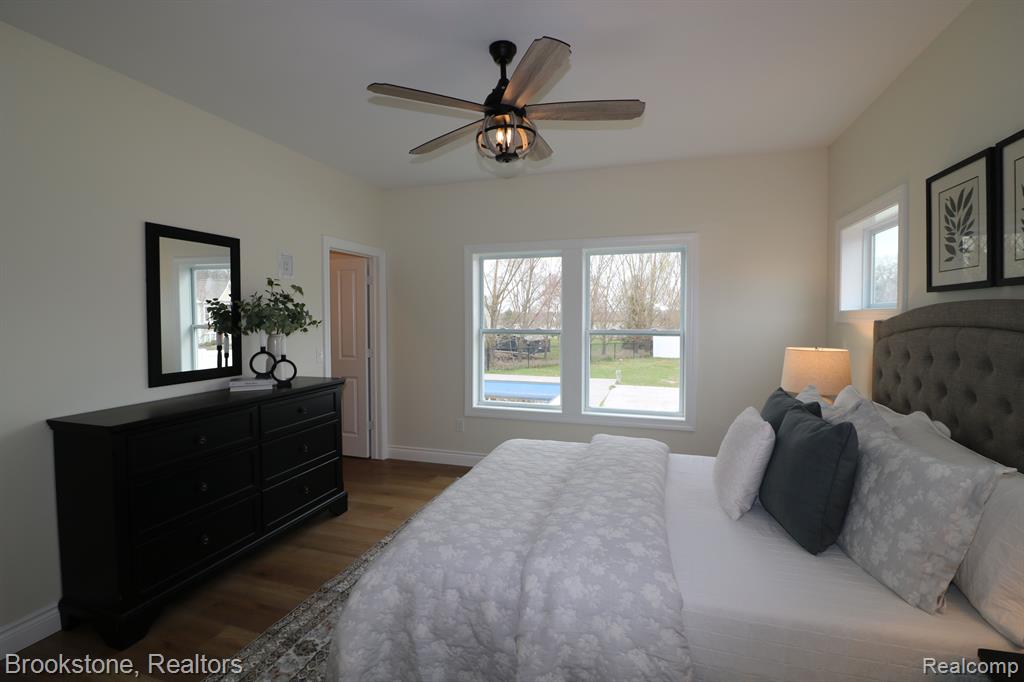 395 GENEVA Court, Howell, MI 48855 — Photo 11