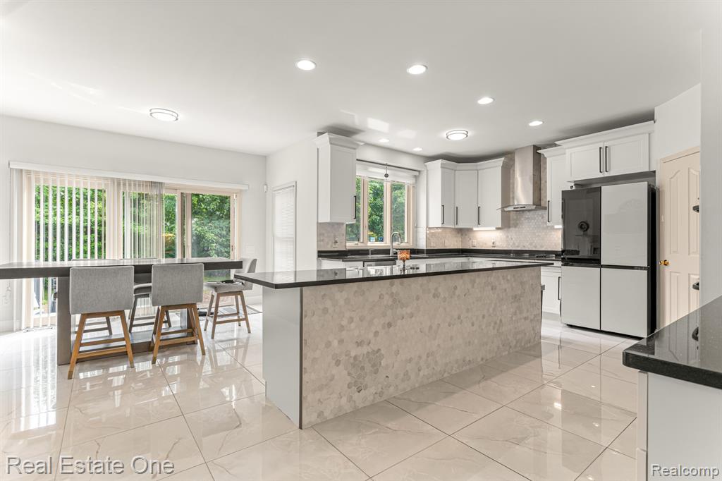 48416 Manhattan Circle, Canton, MI 48188 — Photo 11