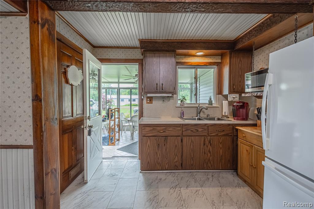 8384 Imlay City Road, Kenockee, MI 48006 — Photo 26