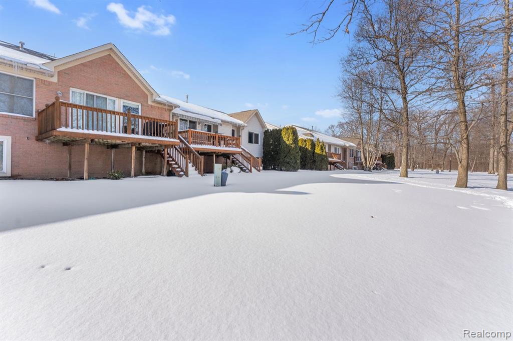 23664 W Lake Circle, Brownstown, MI 48183 — Photo 19