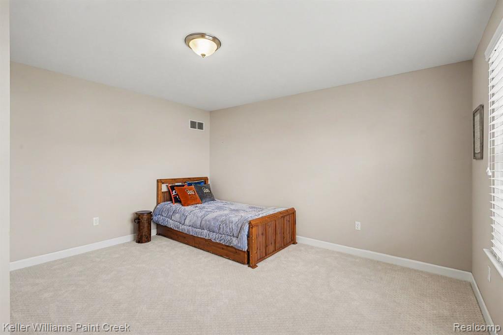4846 E Stonegate Circle, Lake Orion, MI — Photo 22