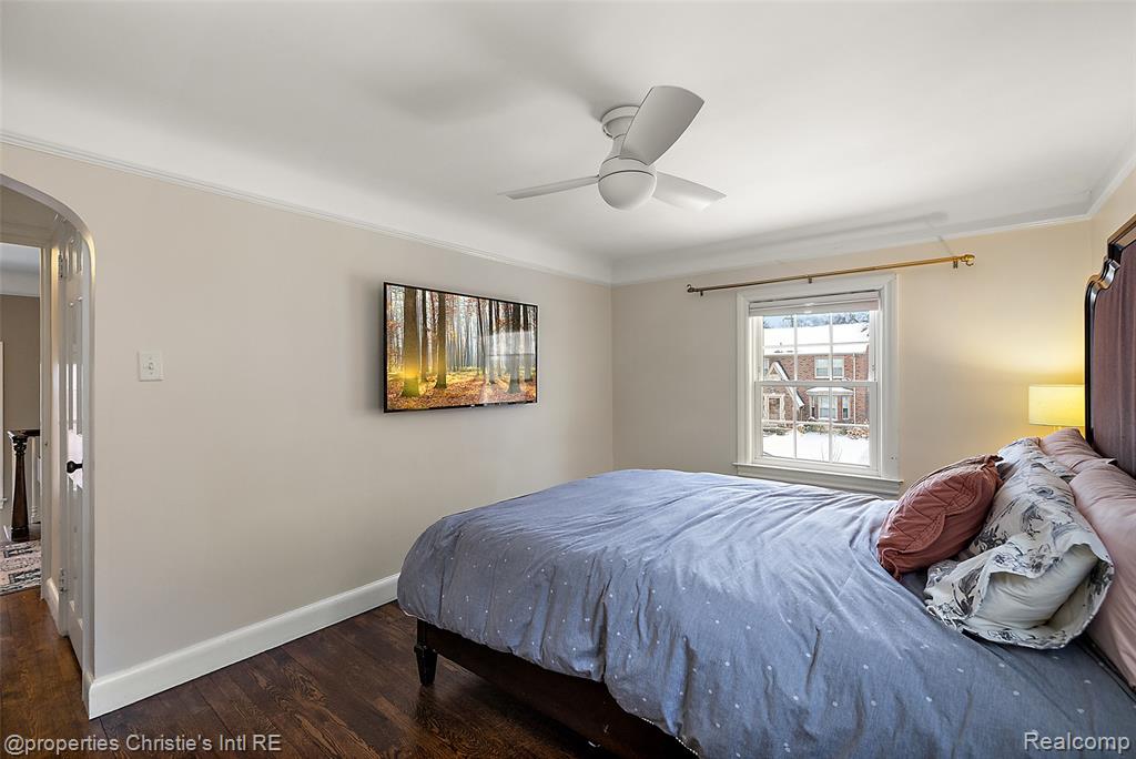 446 McKinley Avenue, Grosse Pointe Farms, MI 48236 — Photo 29