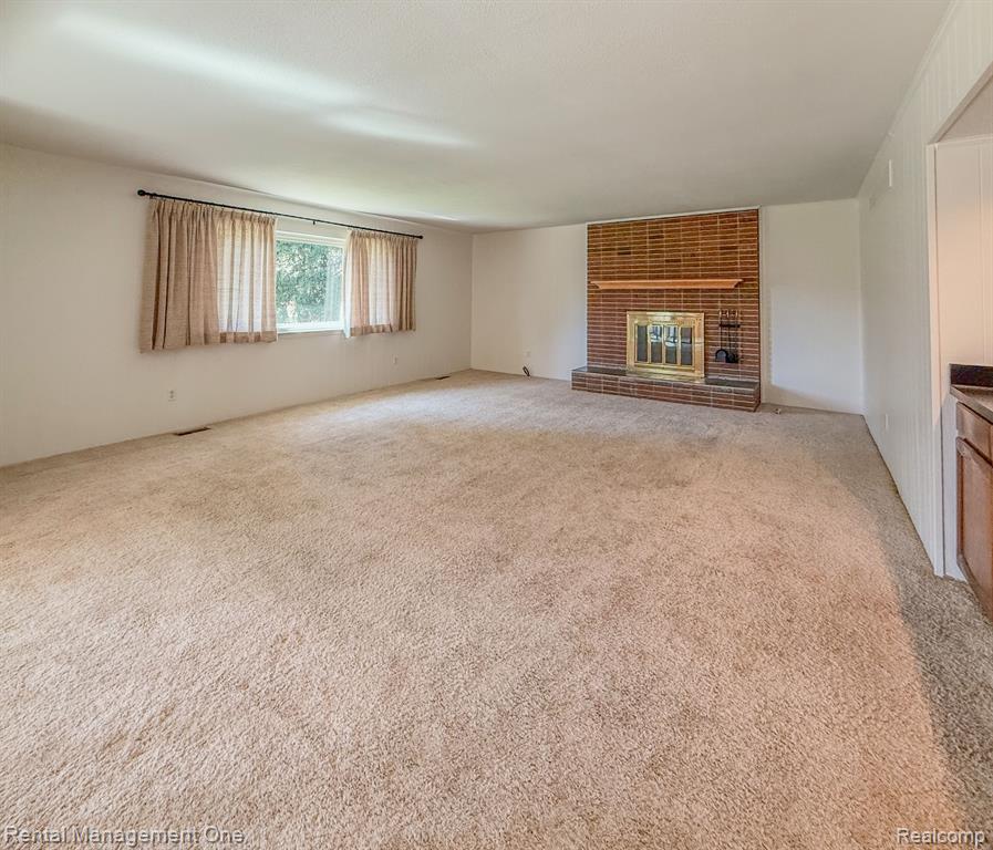 5326 FALMOUTH Drive, Troy, MI 48085 — Photo 3