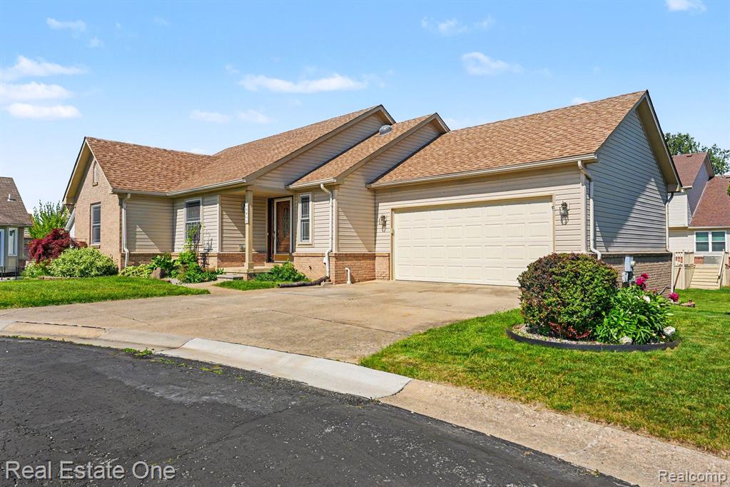 13941 Perry Place Court, Riverview, MI 48193 — Photo 4