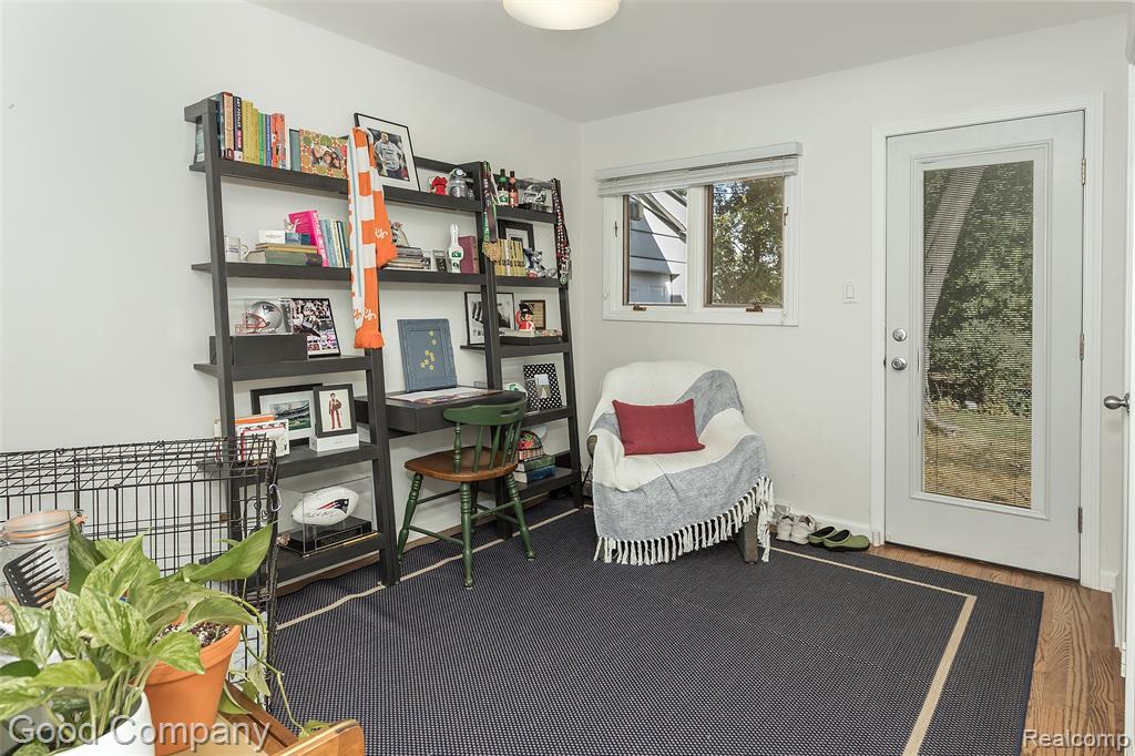 920 W Windemere Avenue, Royal Oak, MI 48073 — Photo 19