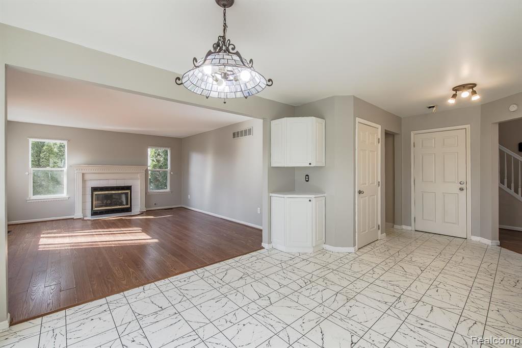 5344 Seminole Court, Commerce Twp, MI 48382 — Photo 11