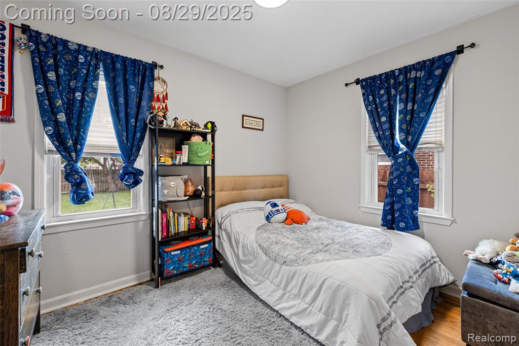 712 S Minerva Avenue, Royal Oak, MI 48067 — Photo 12