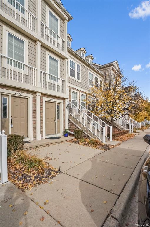 1081 Foxboro, 27, Troy, MI 48083 — Photo 2