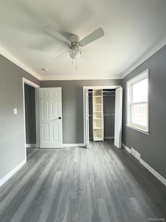 7402 COLONIAL Street, Dearborn Heights, MI 48127 — Photo 11